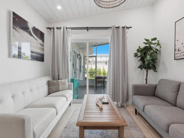 Premier Vacation Rental Near Gulf Beaches - 4-Bedroom Home in Bradenton Beach